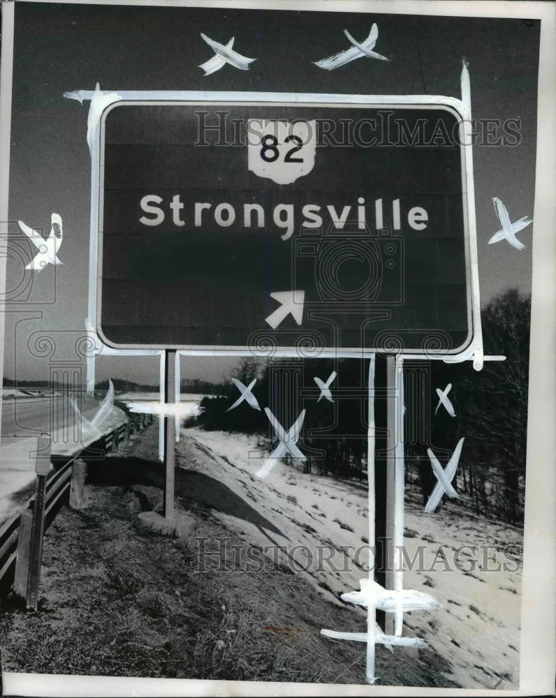 Route 82 Strongsville highway sign